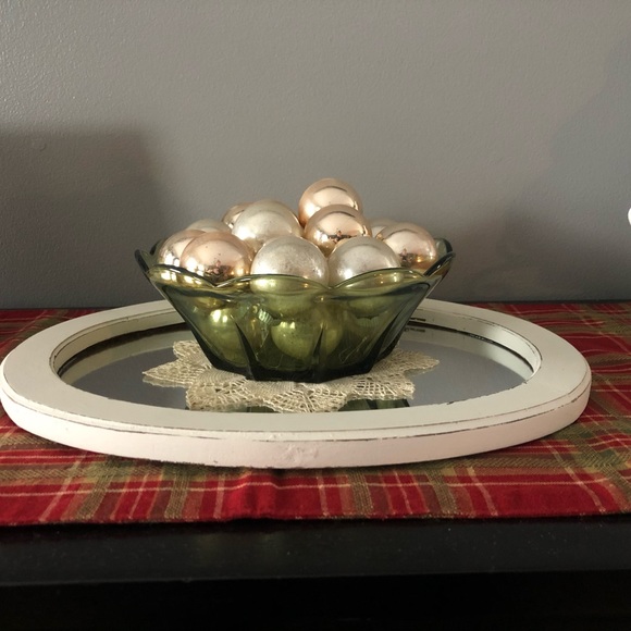 Anchor Hocking Chip & Dip Bowls - Picture 8 of 9